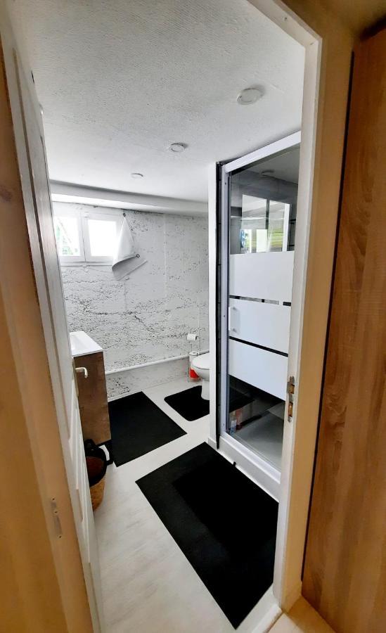 Le Petit Nicol Apartment
